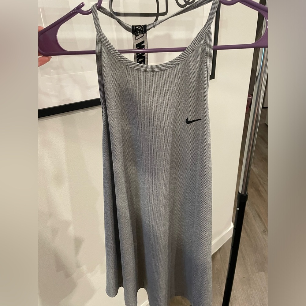Nike halter tank dri-fit